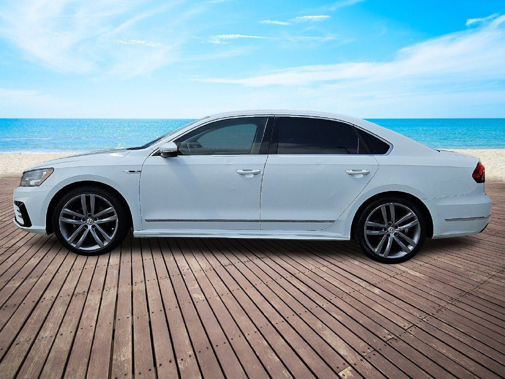 Used 2017 Volkswagen Passat 1.8T R-Line FWD image 7