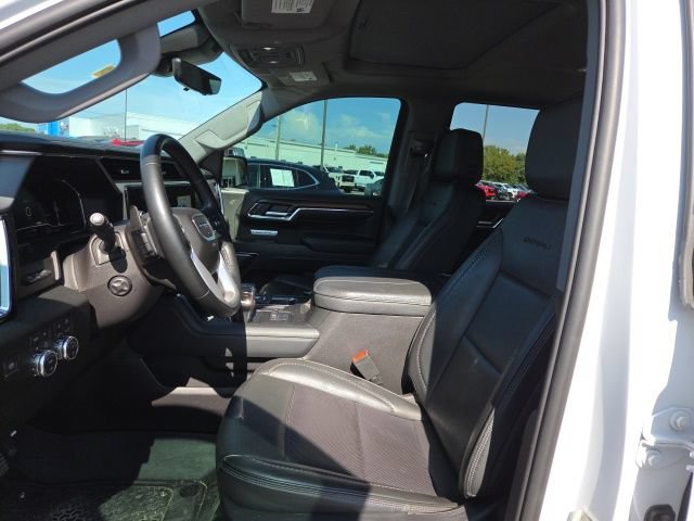 Used 2024 GMC Sierra 1500 Denali w/ Denali Reserve Package AWD/4WD image 12