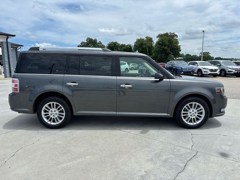 Used 2019 Ford Flex SEL w/ Equipment Group 202A FWD image 3