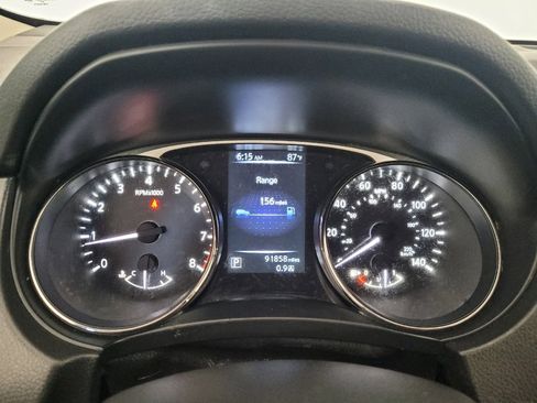 Used 2016 Nissan Rogue S FWD image 23