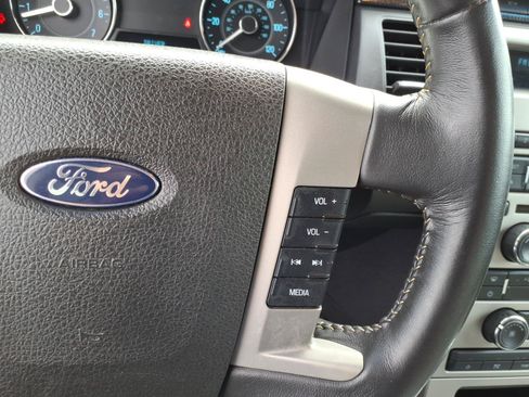 Used 2010 Ford Flex SE FWD image 20