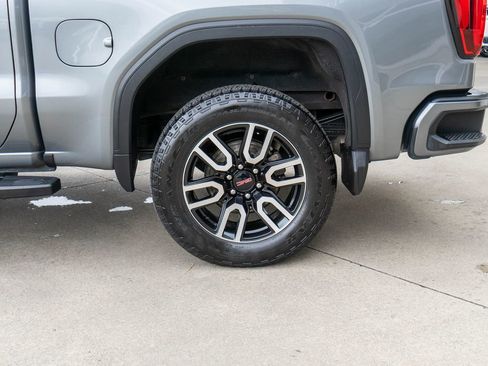 Used 2020 GMC Sierra 1500 AT4 w/ AT4 Premium Package AWD/4WD image 34