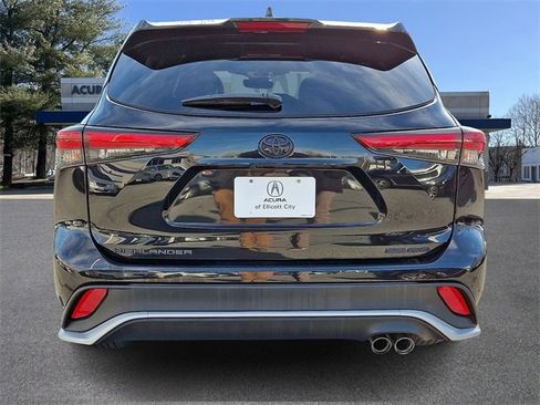 Used 2022 Toyota Highlander XSE image 5