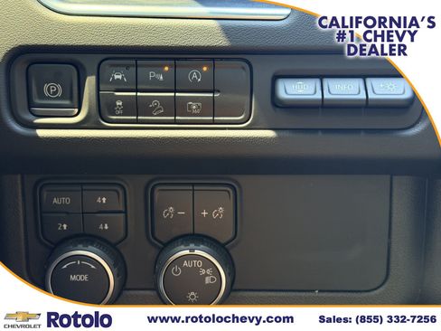 Used 2023 Chevrolet Tahoe Premier AWD/4WD image 23