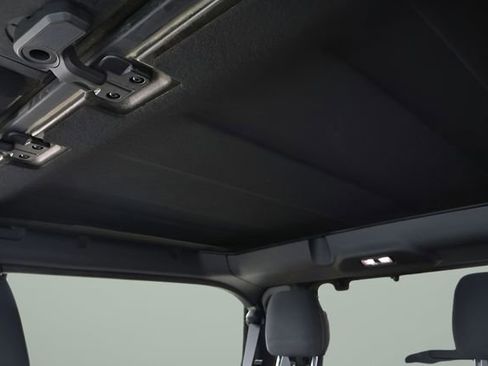 Used 2023 Ford Bronco Big Bend AWD/4WD image 16