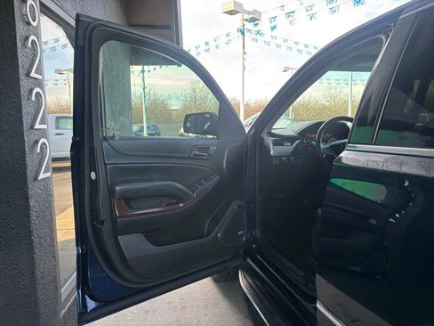 Used 2020 GMC Yukon SLT w/ Value Plus Edition image 8