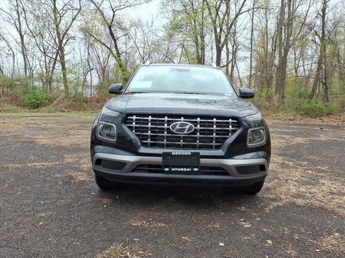 New 2026 Hyundai Venue SEL FWD image 2