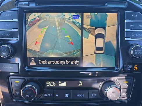 Used 2021 Nissan Maxima SR w/ Sport Mat Group image 18