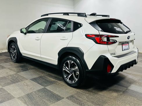 Used 2024 Subaru Crosstrek 2.0i Premium image 4