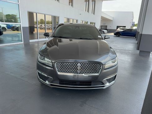 Used 2019 Lincoln MKZ Reserve FWD image 3