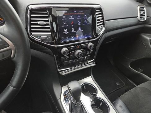 Used 2019 Jeep Grand Cherokee Altitude image 35