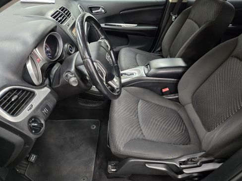 Used 2014 Dodge Journey American Value Package w/ Flexible Seating Group FWD image 7