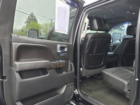 Used 2015 GMC Sierra 2500 Denali w/ Duramax Plus Package AWD/4WD image 53