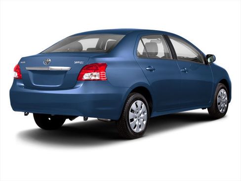 Used 2010 Toyota Yaris Sedan FWD image 2