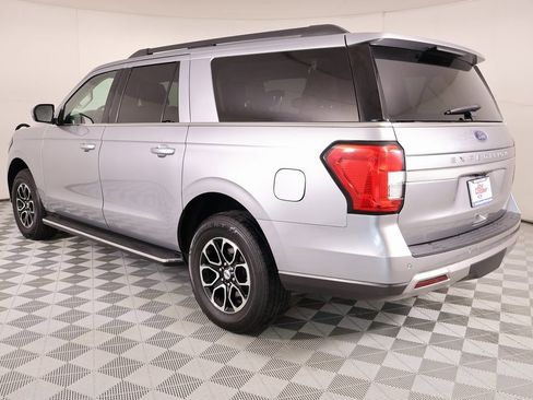 Used 2023 Ford Expedition Max XLT image 24