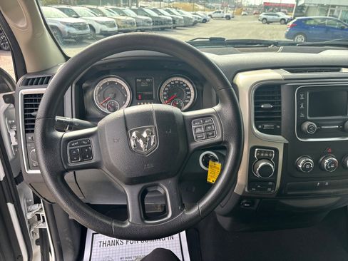 Used 2017 RAM 1500 Classic SLT image 15