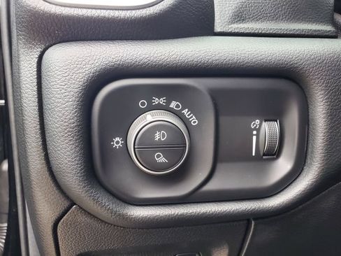 Used 2021 RAM 1500 Big Horn AWD/4WD image 16