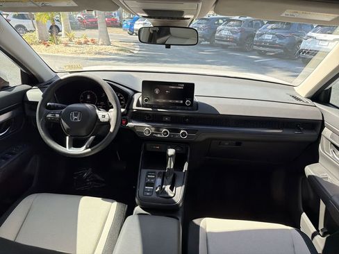 Certified 2025 Honda CR-V LX image 7