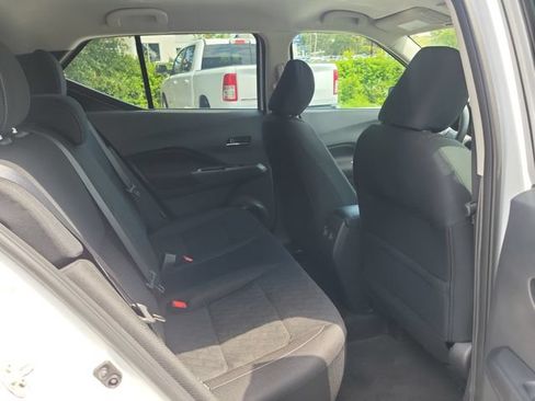 Used 2024 Nissan Kicks SV FWD image 24