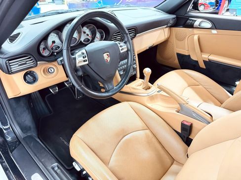 Used 2009 Porsche 911 Carrera S RWD image 4