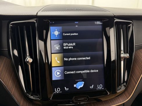 Used 2019 Volvo XC60 T6 Inscription w/ Protection Package Premier AWD/4WD image 17