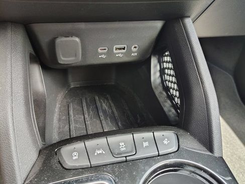 Used 2023 Chevrolet TrailBlazer ACTIV w/ Convenience Package FWD image 16