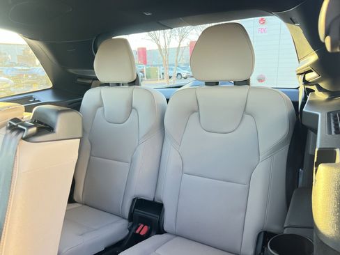 New 2026 Volvo XC90 B6 Plus w/ Protection Package Premier image 26