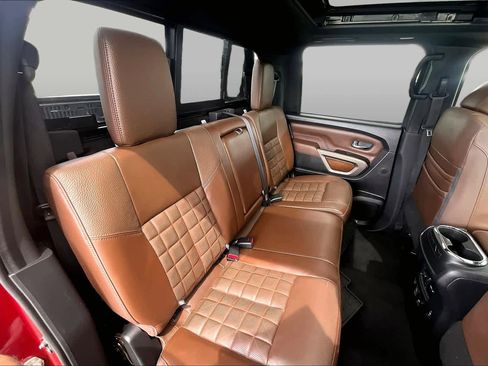 Used 2021 Nissan Titan Platinum Reserve w/ Moonroof Package AWD/4WD image 21