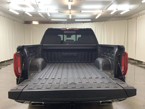 New 2026 GMC Sierra 1500 SLT w/ SLT Premium Plus Package image 8