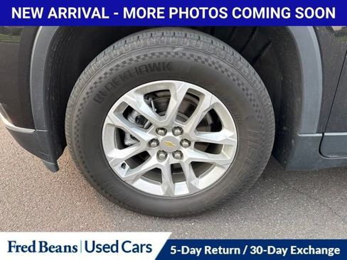 Used 2021 Chevrolet Traverse LT w/ LPO, Floor Liner Package AWD/4WD image 5