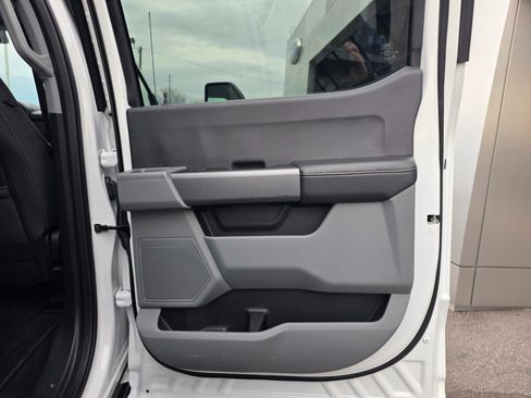 Used 2025 Ford F350 XLT image 14