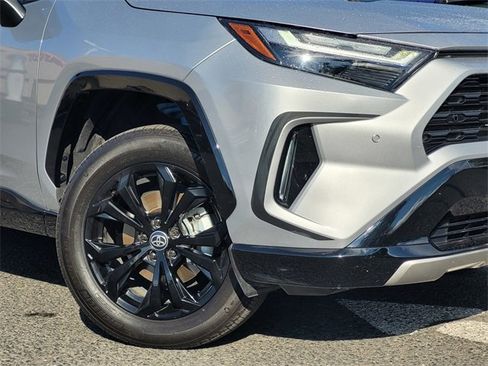 Certified 2022 Toyota RAV4 XSE image 4