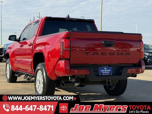 Used 2026 Toyota Tacoma SR5 image 7
