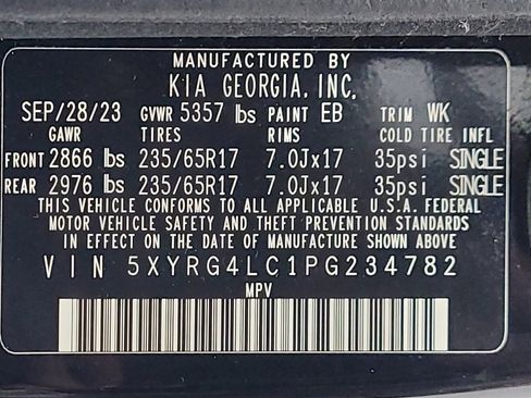 Used 2023 Kia Sorento LX image 33