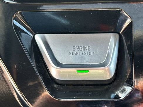 Used 2023 GMC Sierra 1500 AT4 w/ AT4 Preferred Package image 39