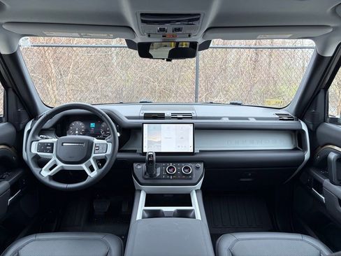 Certified 2025 Land Rover Defender 110 S AWD/4WD image 17