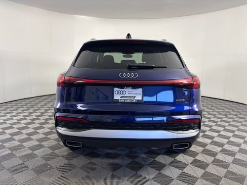 Used 2025 Audi Q5 Premium w/ Premium Plus AWD/4WD image 7