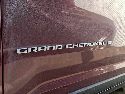 Used 2024 Jeep Grand Cherokee L Laredo w/ Luxury Tech Group I image 5