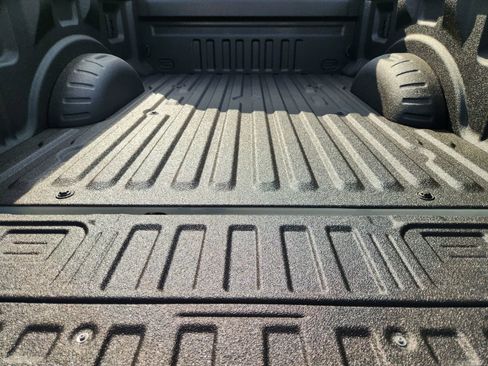 New 2026 Ford F250 XLT w/ XLT Premium Package AWD/4WD image 27