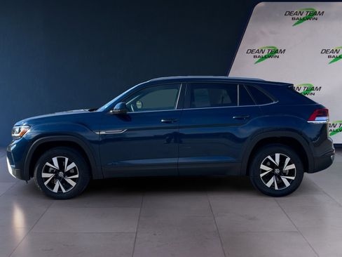 Certified 2022 Volkswagen Atlas Cross Sport SE image 5