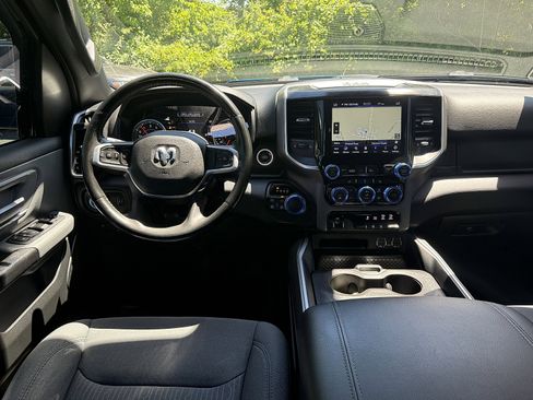 Used 2021 RAM 1500 Big Horn AWD/4WD image 14