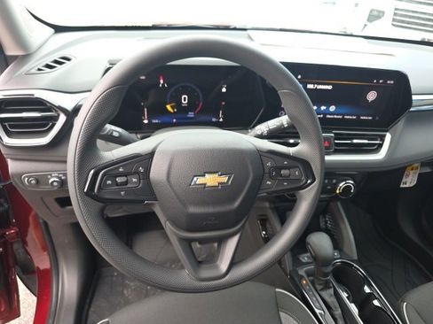 New 2025 Chevrolet TrailBlazer LT w/ Driver Confidence Package image 15