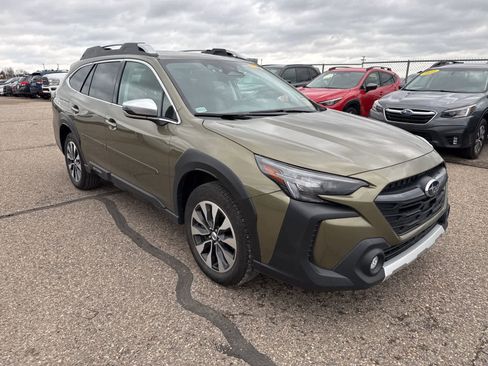 Used 2024 Subaru Outback Touring image 4