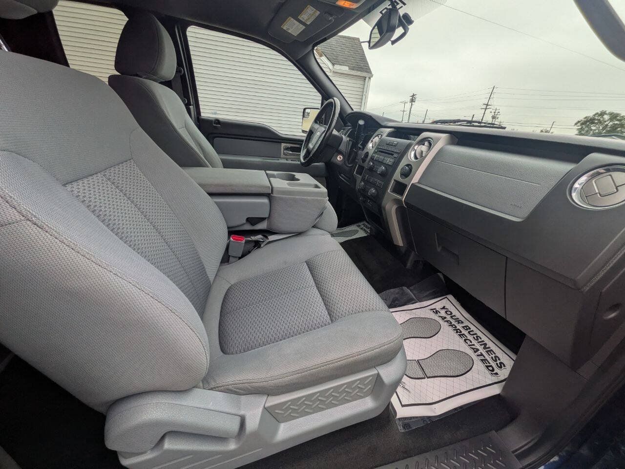 Used 2011 Ford F150 XLT w/ XLT Chrome Pkg RWD image 19