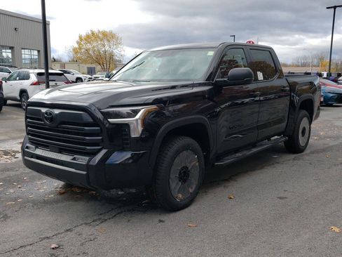 New 2026 Toyota Tundra SR5 image 2