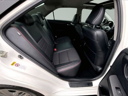 Used 2017 Toyota Camry XSE image 20