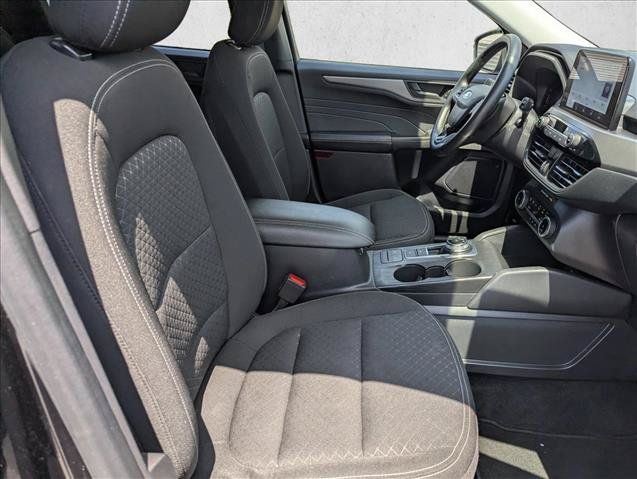 Used 2024 Ford Escape Active AWD/4WD image 27