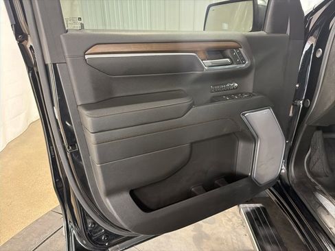 Certified 2024 Chevrolet Silverado 1500 High Country w/ Technology Package AWD/4WD image 4