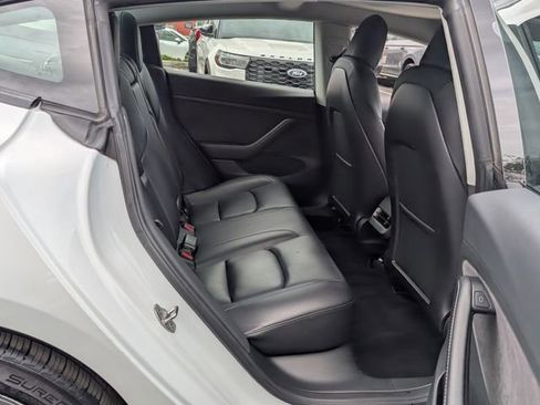 Used 2023 Tesla Model 3 Standard Range image 16