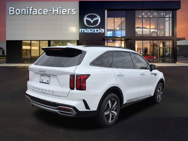 Used 2022 Kia Sorento S FWD image 4
